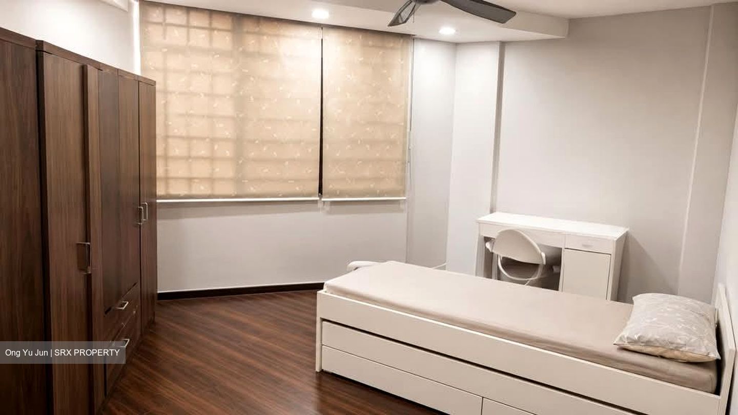 Blk 161 Yung Ping Road (Jurong West), HDB Executive #582863621